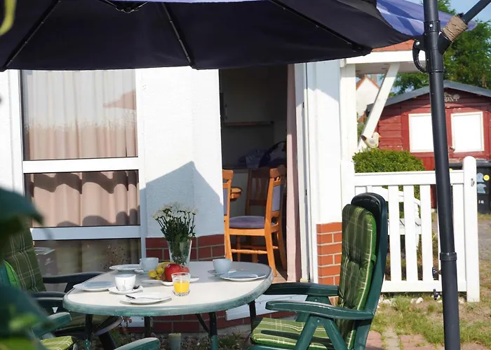 Haus Strandflieder بيت للعطل دورم نيوفيلد